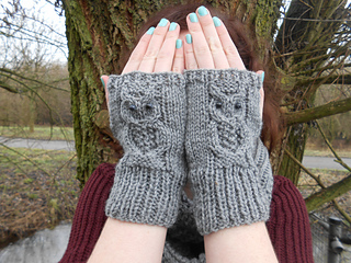 owl-mittens-from-ravelry