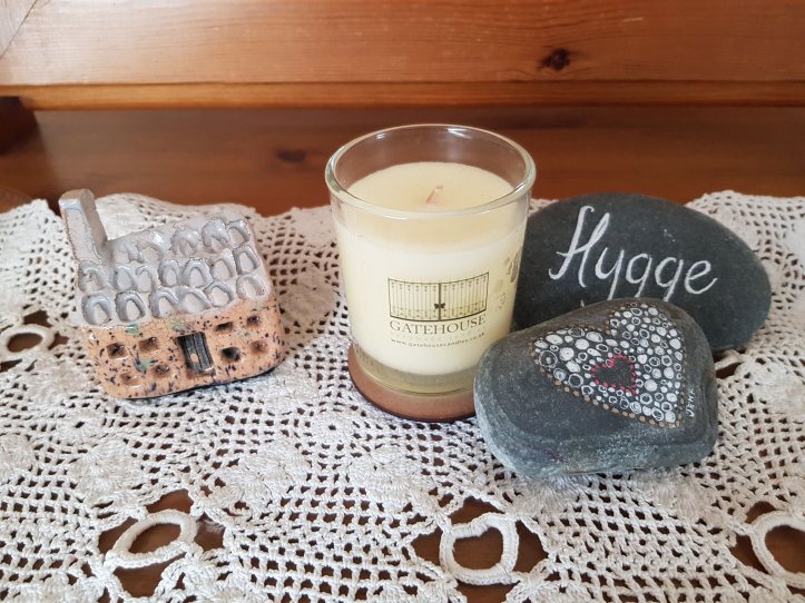 Holiday dressing table top.jpg